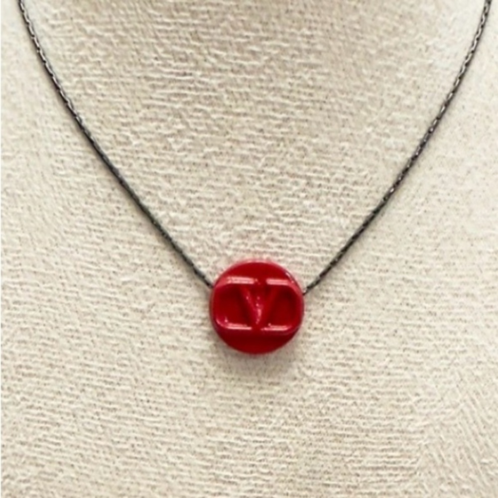 Valentino Garavani Red Enameled Necklace - Picture 2 of 7